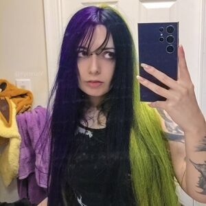 Meet your Posher, Kyronin